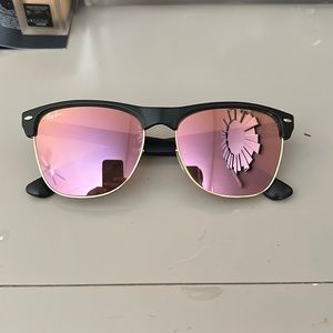 Pink chrome raybans